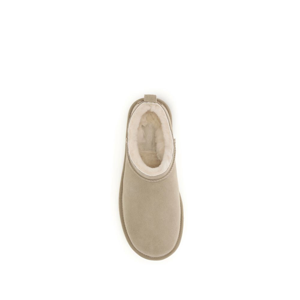 UGG Beige Calf Leather Bos Taurus Ankle Boots