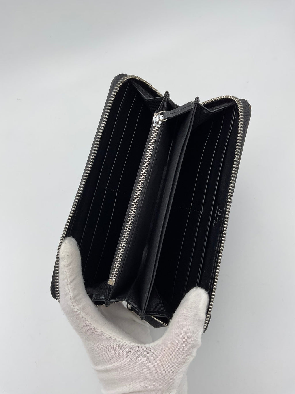 Fendi FENDI BUGS Zip Wallet