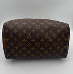 Louis Vuitton LOUIS VUITTON Speedy 30 Monogram Handbag