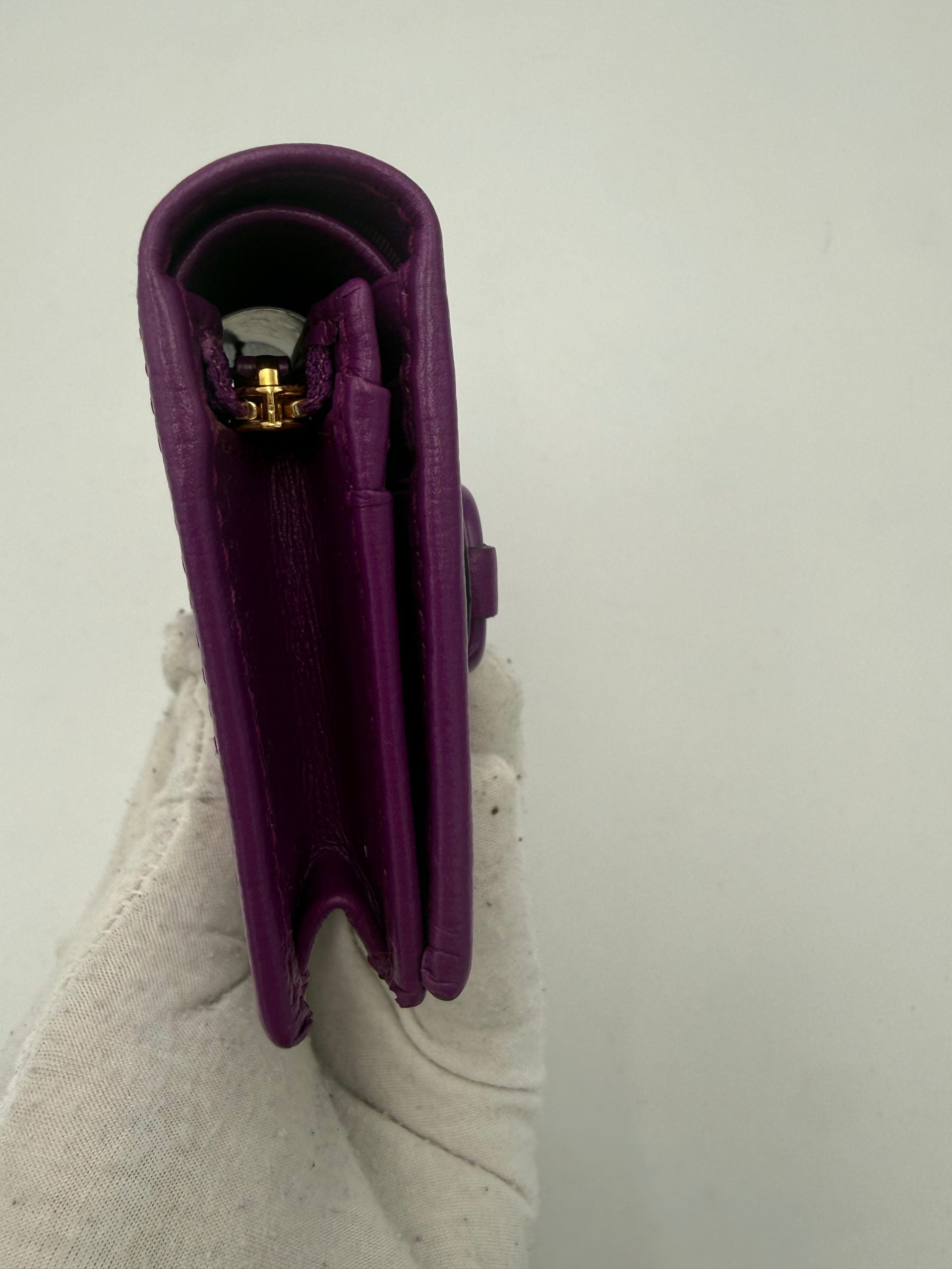 Gucci GUCCI HORSEBIT Purple Compact Wallet