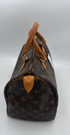 Louis Vuitton LOUIS VUITTON Speedy 30 Monogram Handbag