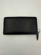 Gucci GUCCI Zip Black Front Logo Embossed Wallet