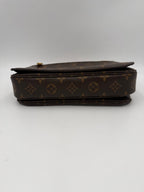 Louis Vuitton LOUIS VUITTON METIS Monogram Handbag