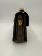 Louis Vuitton LOUIS VUITTON METIS Monogram Handbag