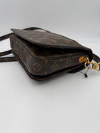 Louis Vuitton LOUIS VUITTON METIS Monogram with Shoulder Strap