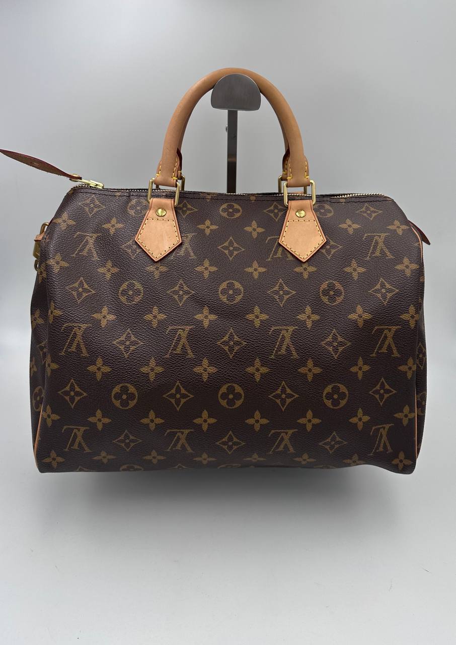 Louis Vuitton LOUIS VUITTON Speedy 30 Monogram Handbag