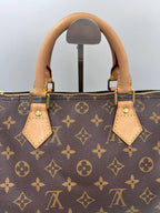 Louis Vuitton LOUIS VUITTON Speedy 30 Monogram Handbag