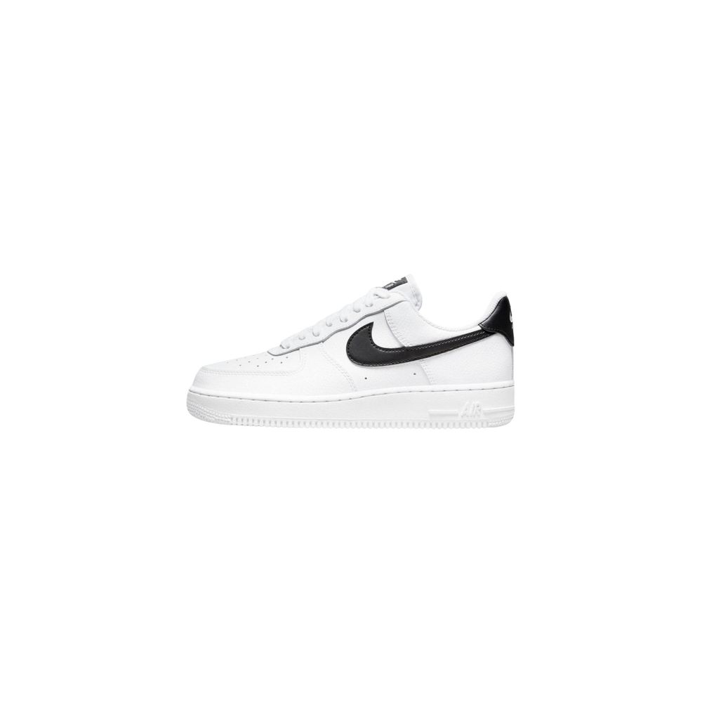 Nike Black And White Leather Low Top Sneakers