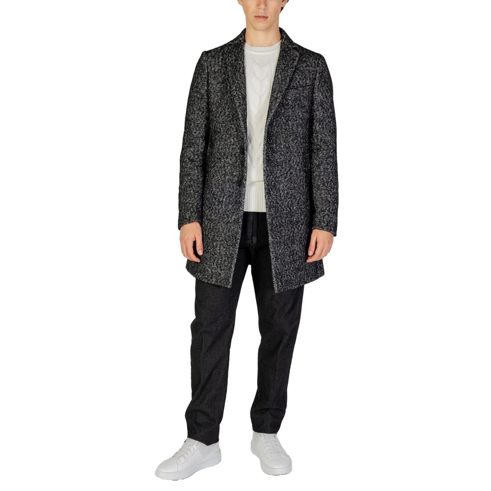 Hamaki-Ho Black Polyester Coat